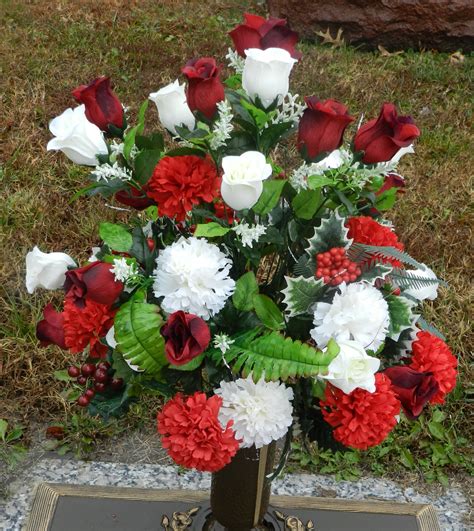 grave flower arrangements for christmas